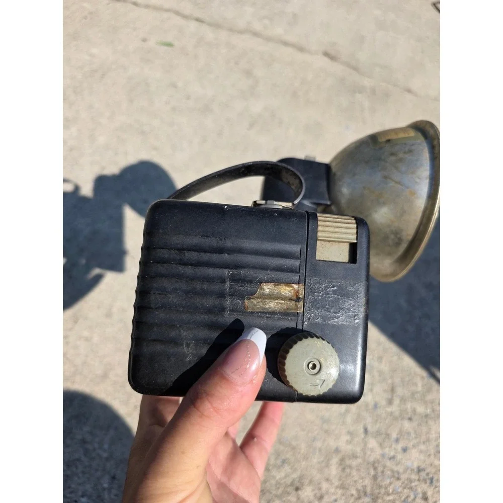 Vintage Kodak Brownie Hawkeye Flash Model Camera with Kodalite Flashholder‎